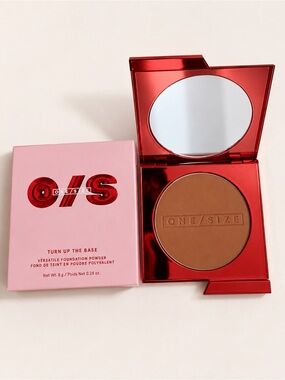 ONE/SIZE Turn Up The Base Versatile Foundation Powder